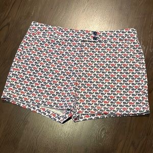 Vineyard Vines stretch cotton shorts. Size 6